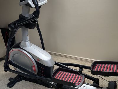 Pro-Form Endurance 720 E Elliptical Trainer - iFit Compatible, Adjustable Stride