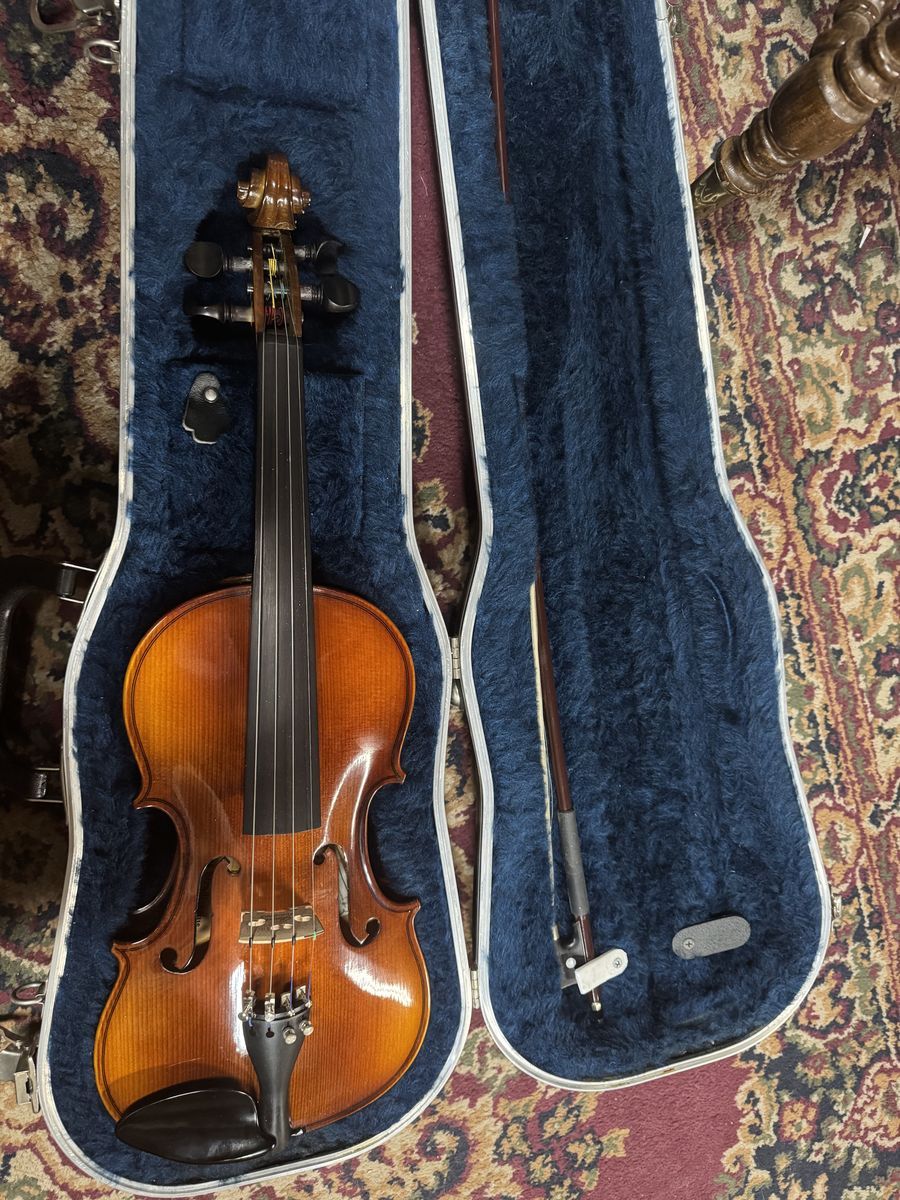 GLAESEL 3/4 VIOLIN MFG 2008