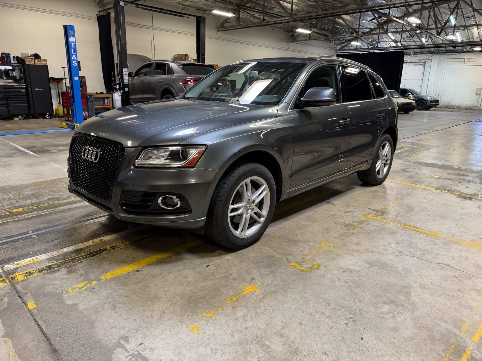 2016 Audi Q5 2.0T quattro Premium Plus
