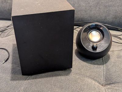 desktop speakers