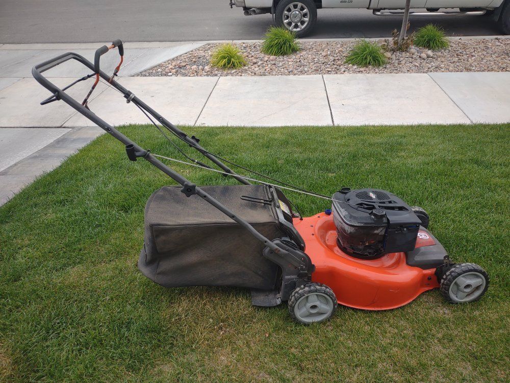 Lawn mower "Husqvarna"  6.75 HP self propelled
