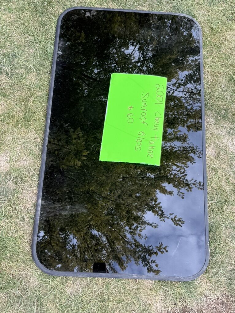 2001 Chevy Tahoe Sunroof Glass