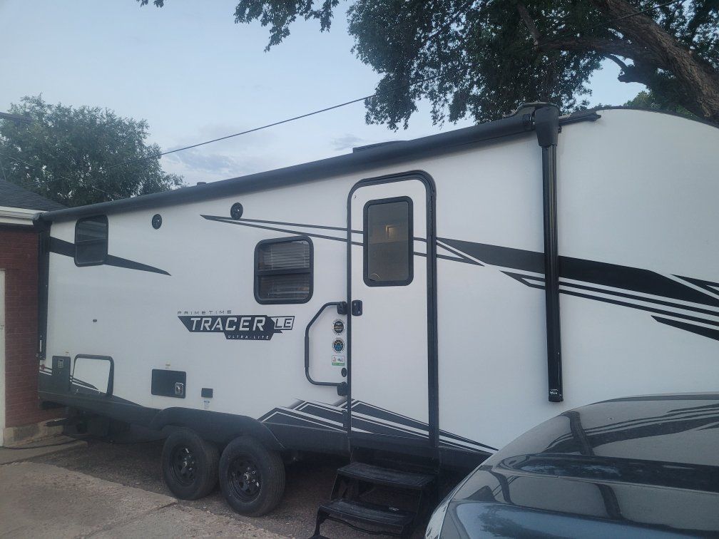 Main image 6