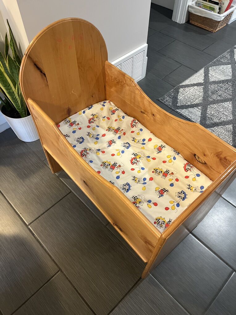 Baby crib/cradle