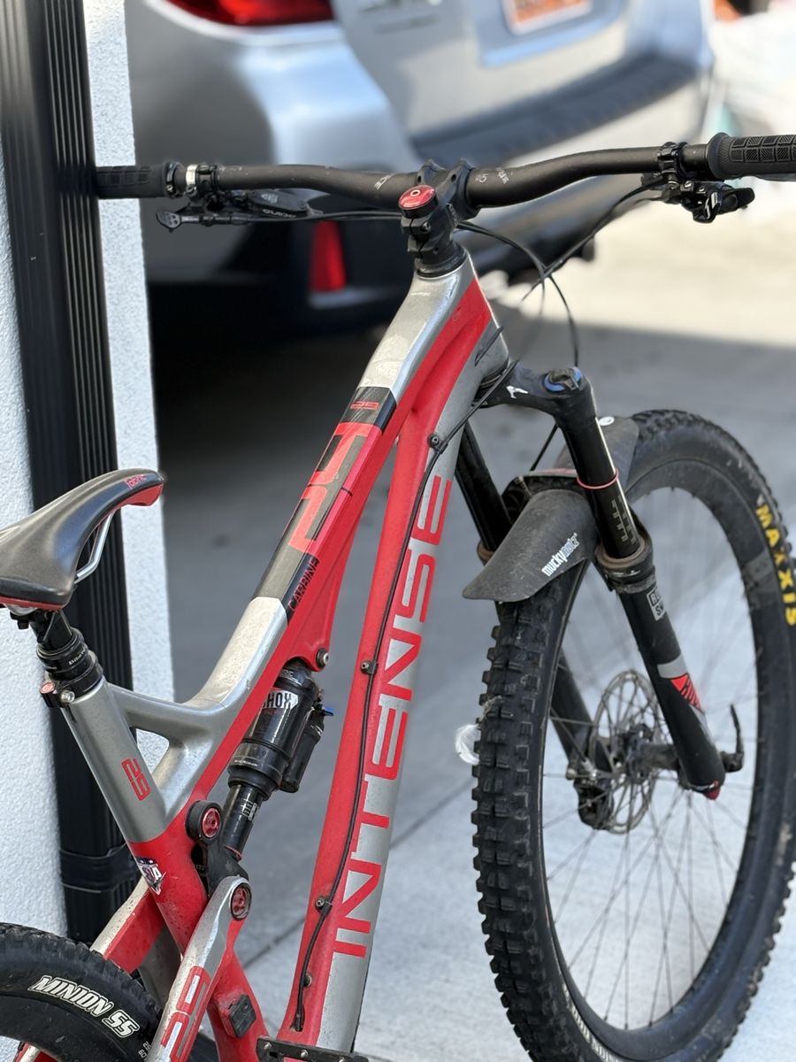 Intense Carbine Mountain Bike