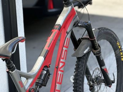 Intense Carbine Mountain Bike