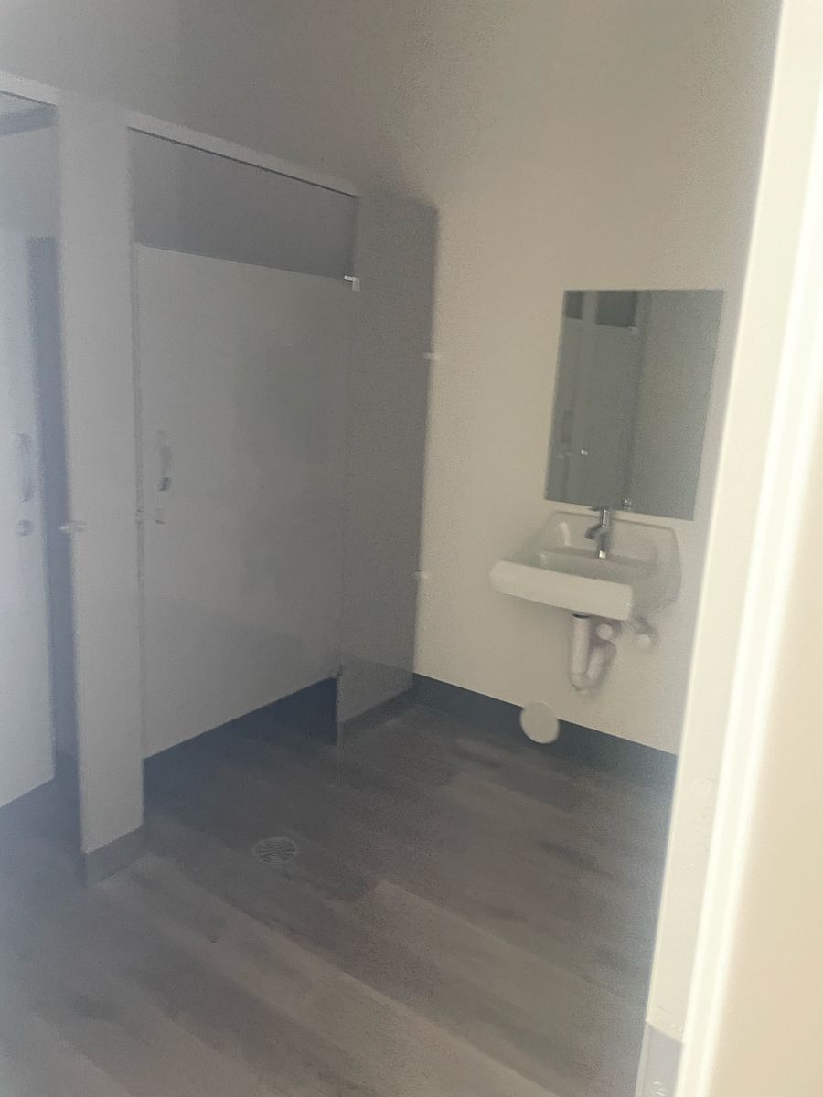Main image 23