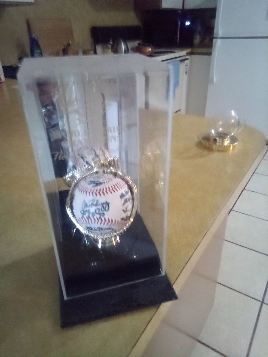 Yankees autograph baseball with display case