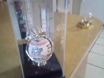 Yankees autograph baseball with display case