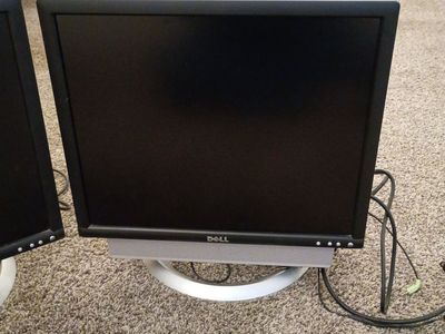 Dual Dell 19 inch monitors
