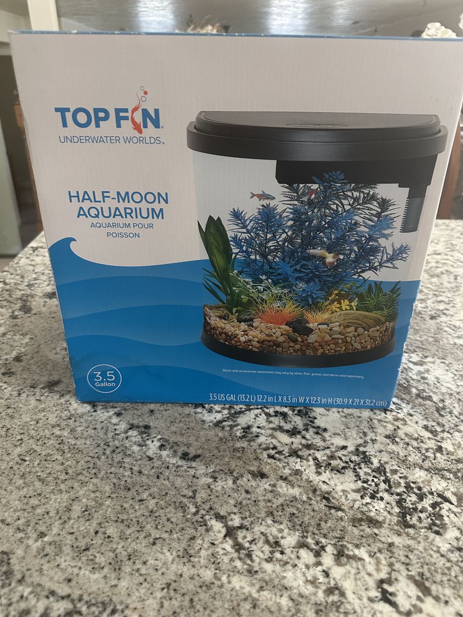 Top Fin Half-Moon Aquarium 