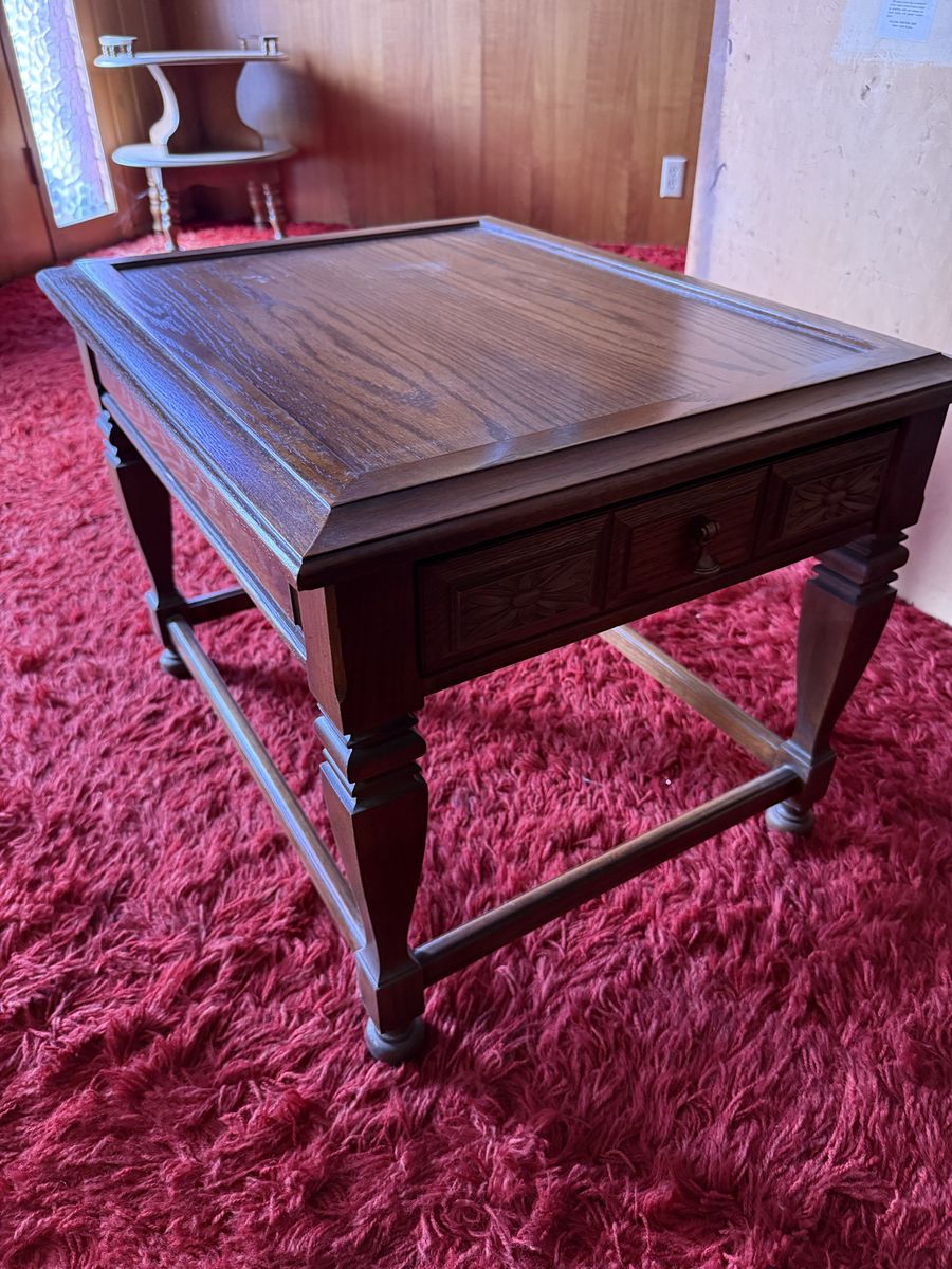 Vintage Hammary End Table