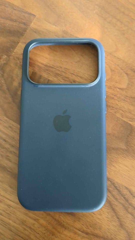 iPhone 17 Pro Silicone Magsafe Case Dark Blue