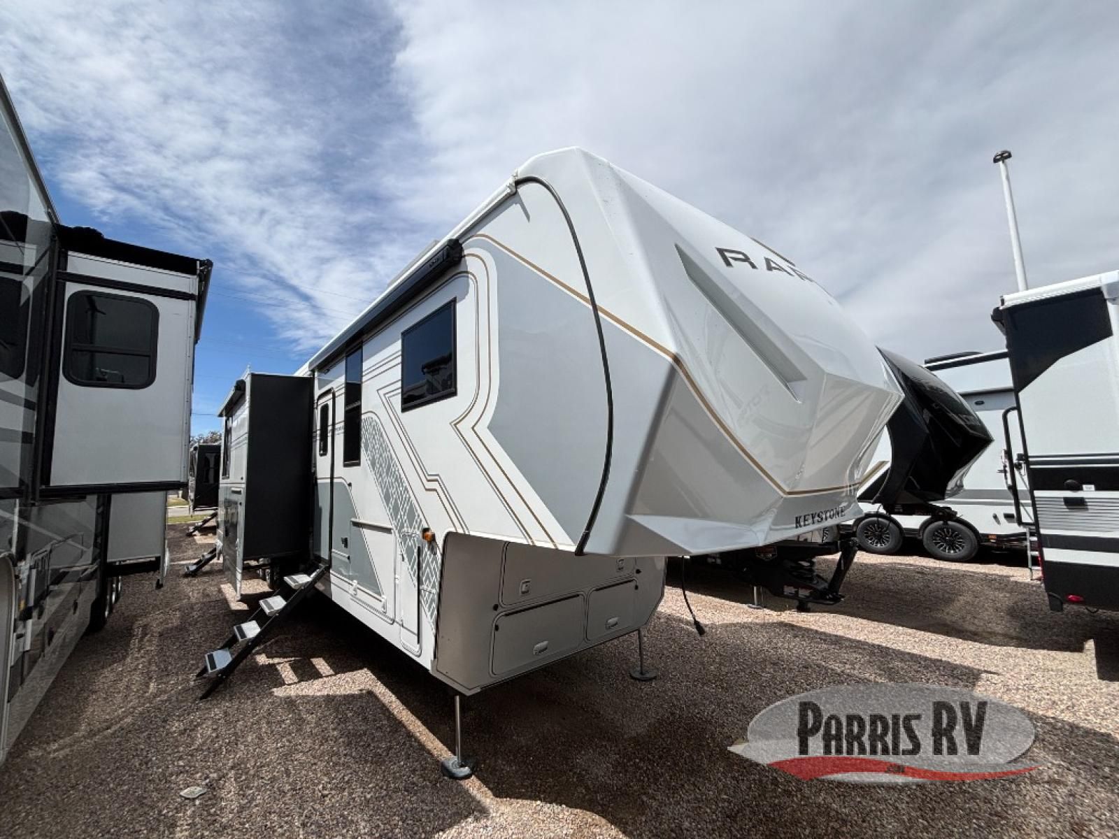 New 2026 Keystone RV Raptor 441