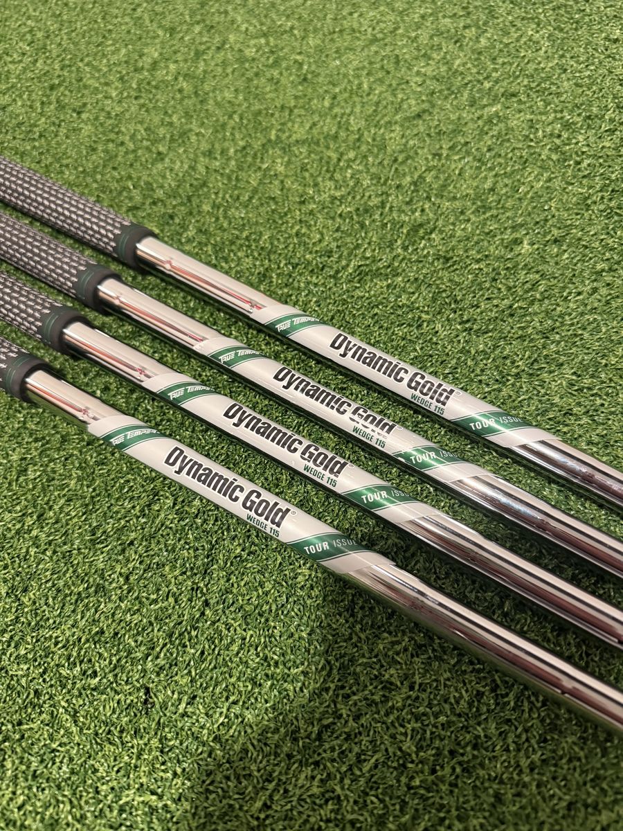 4 Dynamic Gold Wedge 115 Green .355T Wedge Shafts