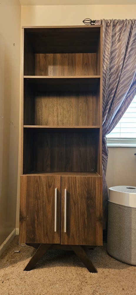 Bookshelf