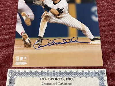 Derek Jeter New York Yankees Autograph MLB Baseball Hand Signed 8x10 Photograph Auto with Certificate of Authenticity COA