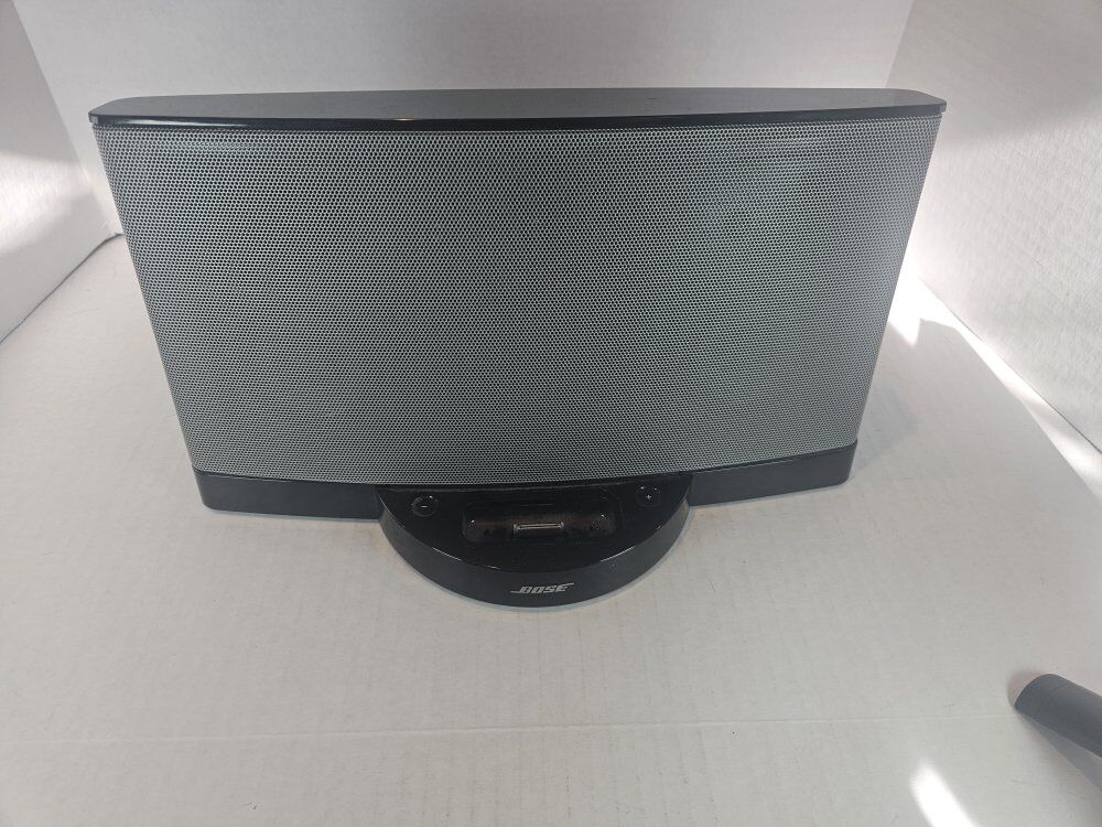 Bose Sounddock Series 3 Digital Music System