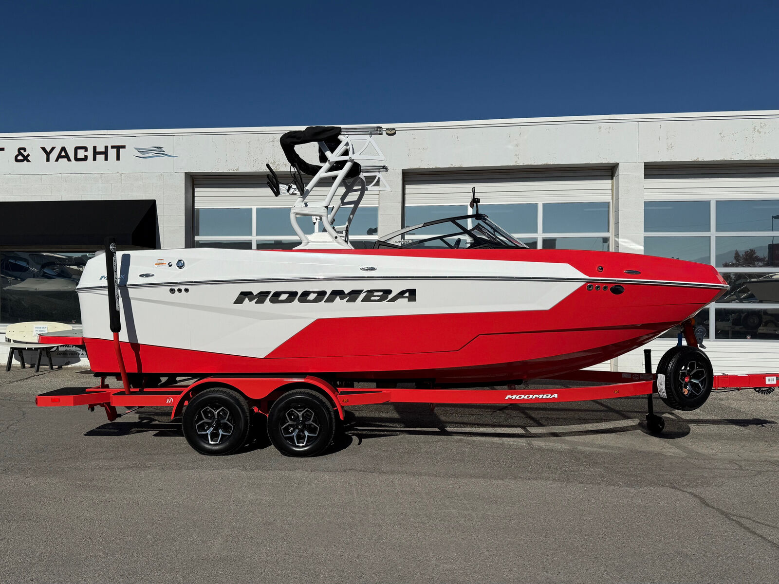 2025 23' Moomba MAX Bowrider