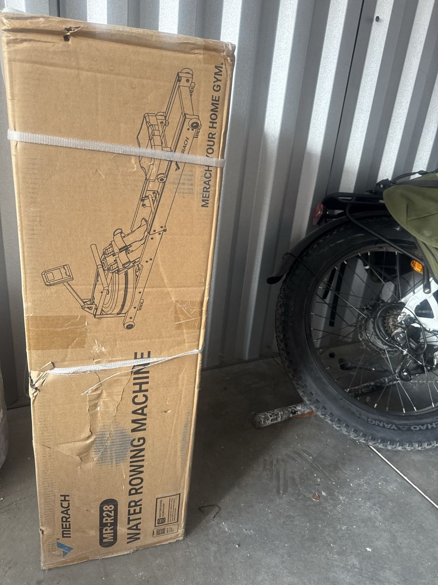 Merach MR-R28 Water Rowing Machine - Brand New in Box Home Gym Equipment