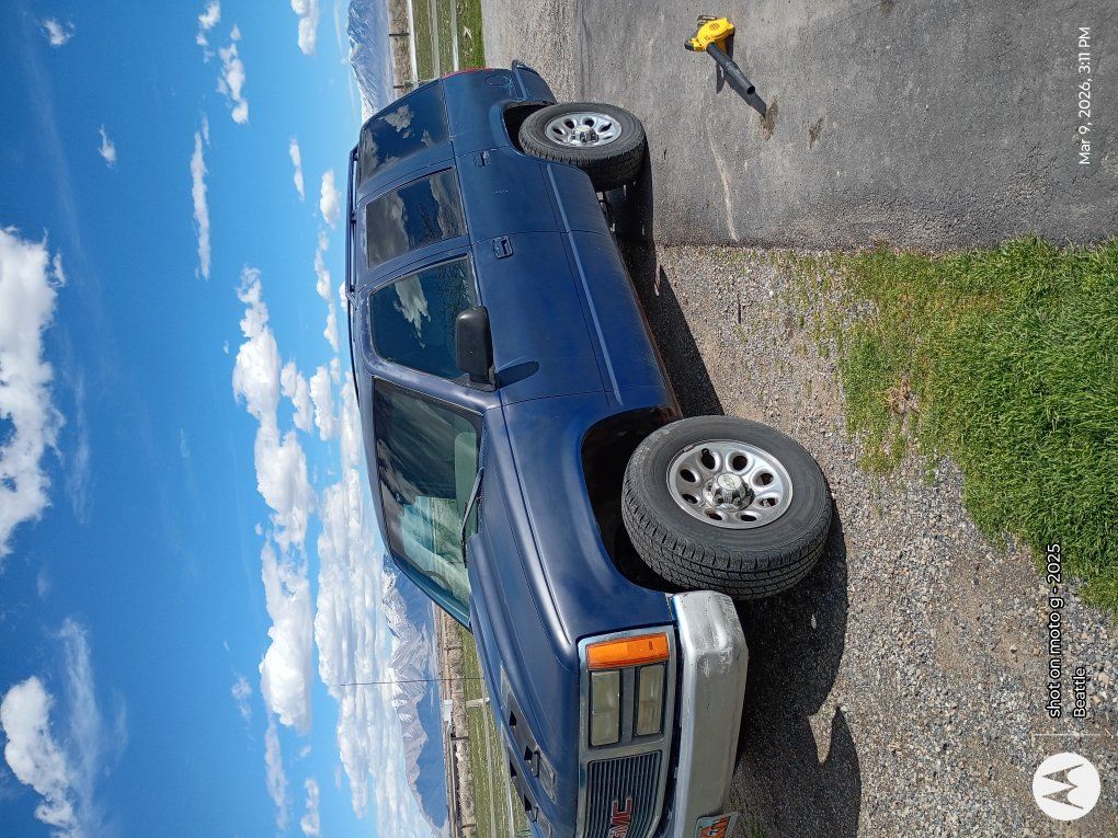 1996 GMC YUKON AT4