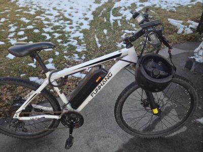 Funhang EB-M1, Isinwheel U1, Roadbike with Specialized handlebars,Mongoose BMX bike. Trade for E-Moto