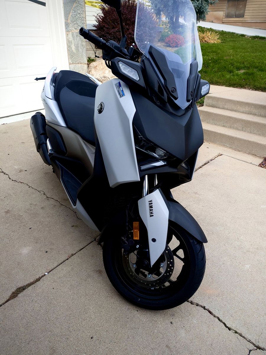 Yamaha X-MAX
