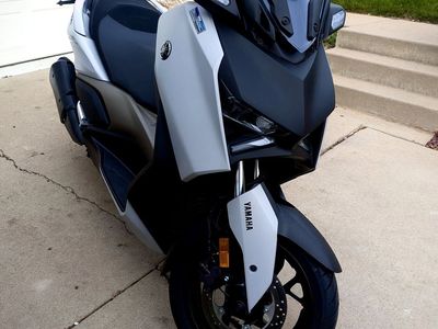 Yamaha X-MAX