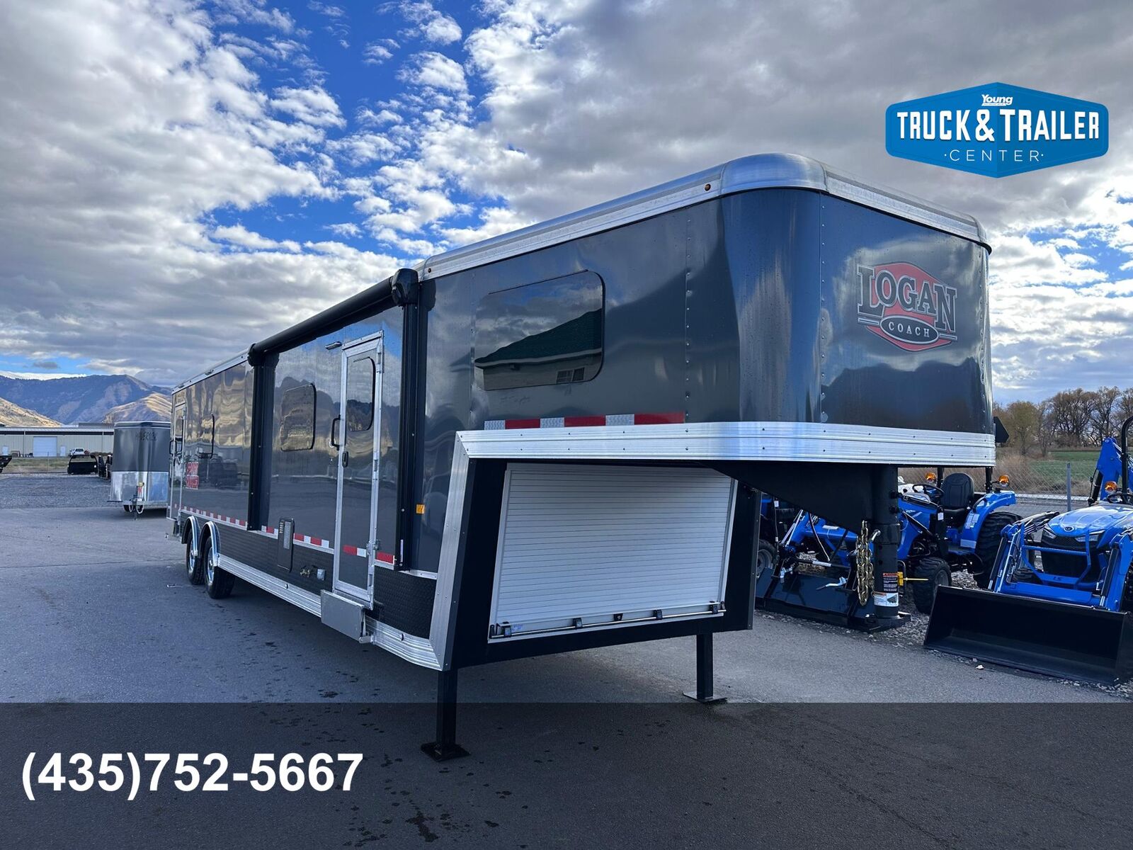 2026 Logan Coach Sport Hauler Living Quarters