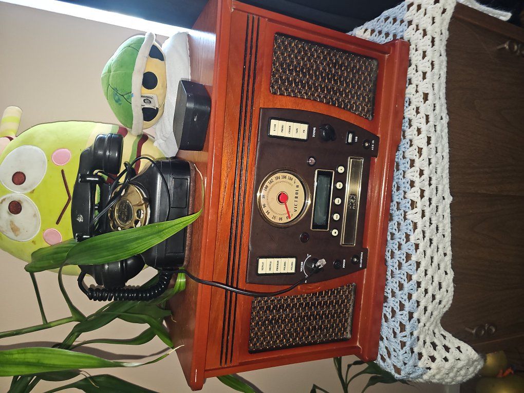 Victrola music buetooth