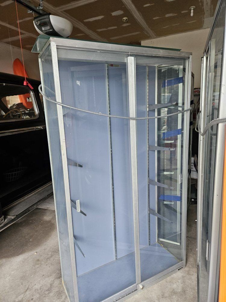 5 Glass & Metal Lighted Display Cases. Estate Sale