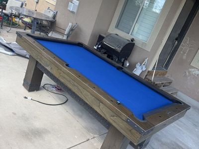 7’ pool table