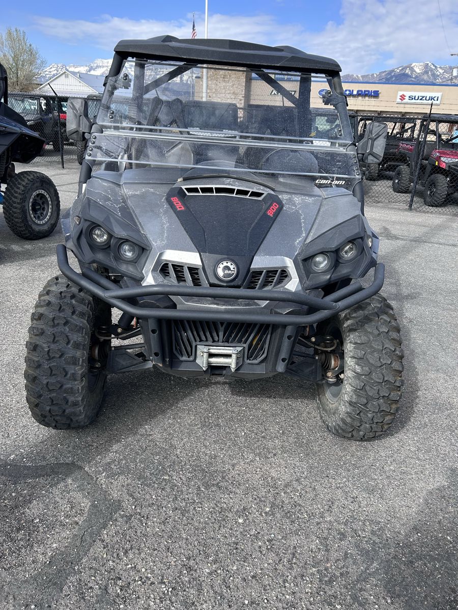 2017 CAN AM COMMANDER XT