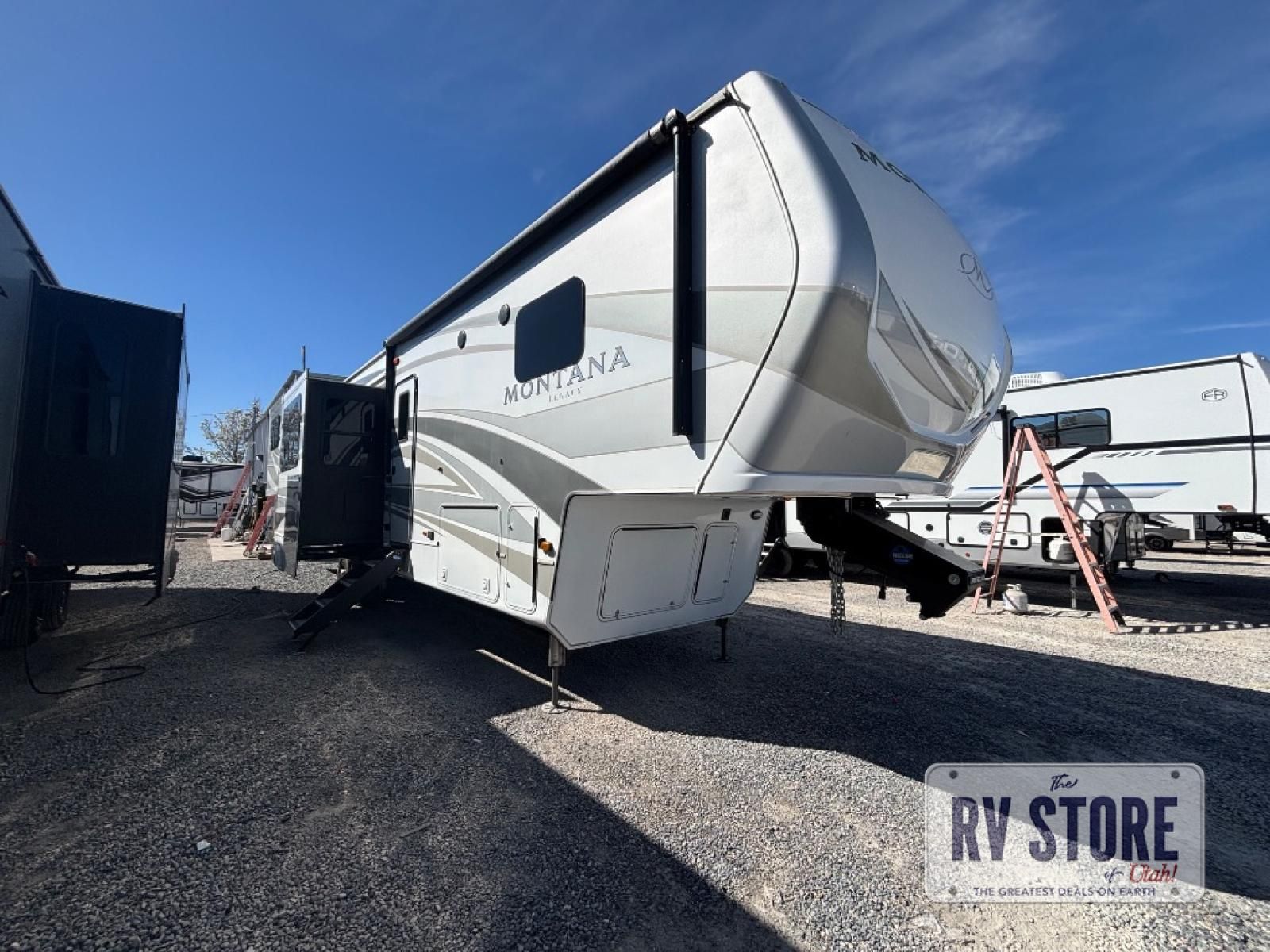 2022 Keystone RV Montana 3791RD