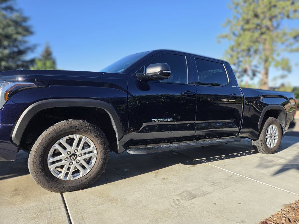 2025 Toyota Tundra CrewMax SR5