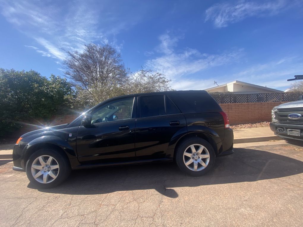 2004 Saturn VUE Red Line
