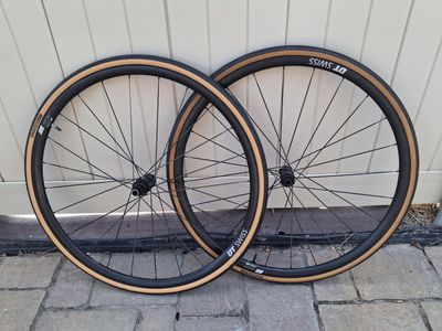 Road Bike Wheels & Tires - DT Swiss PR 1600 Spline 23 CL Wheel (350 hub)/ENVE SES TUBELESS 700C X 29