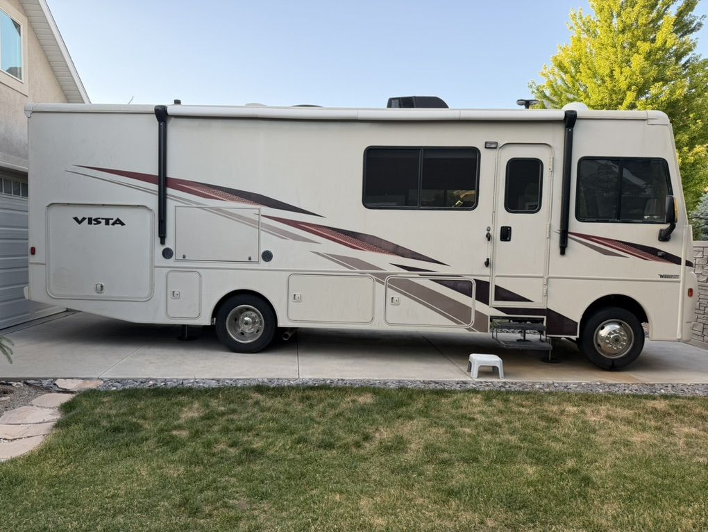 2018 Winnebago Vista 29VE