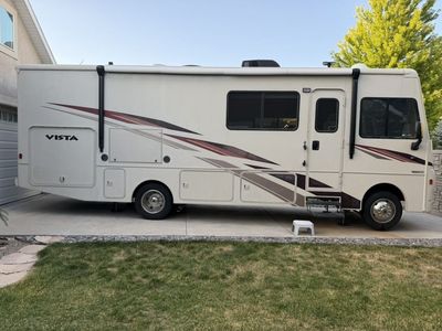 2018 Winnebago Vista 29VE