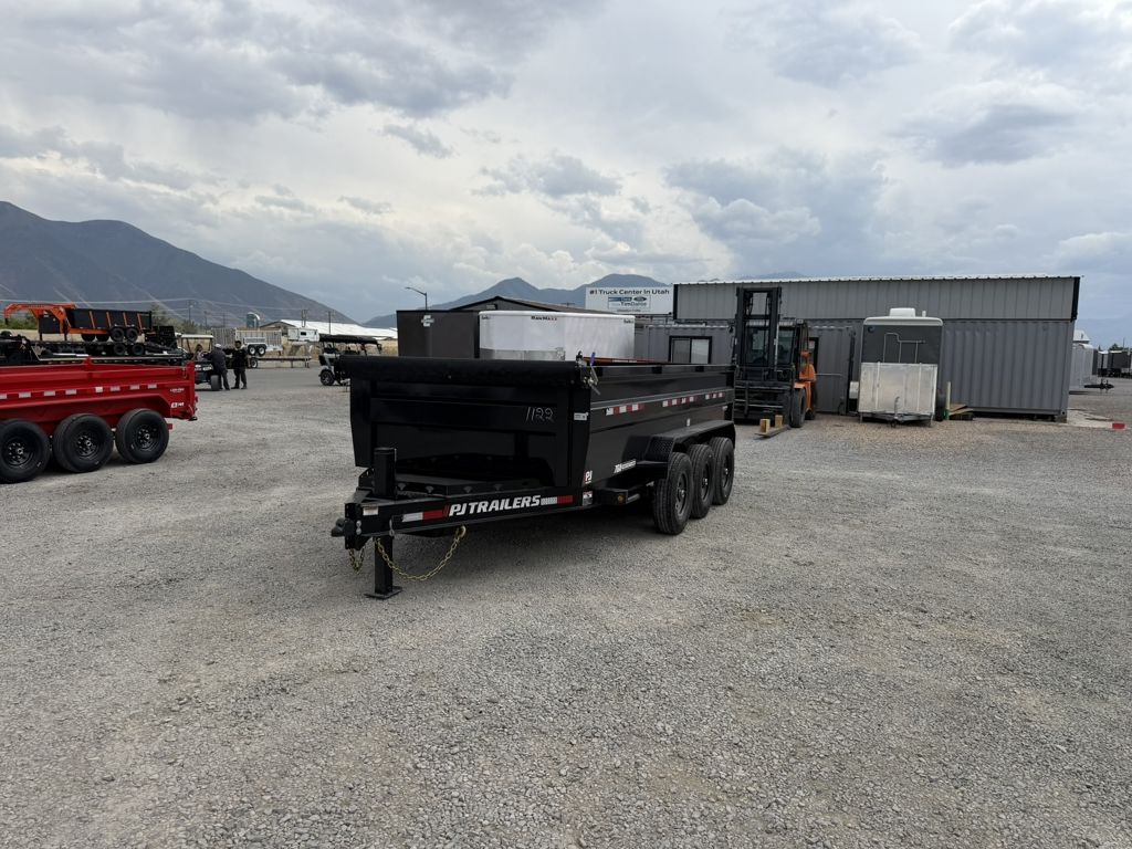 2027 PJ Trailers 7x16 DM Triple Axle 21K Scissor Dump Trailer 3' Wall