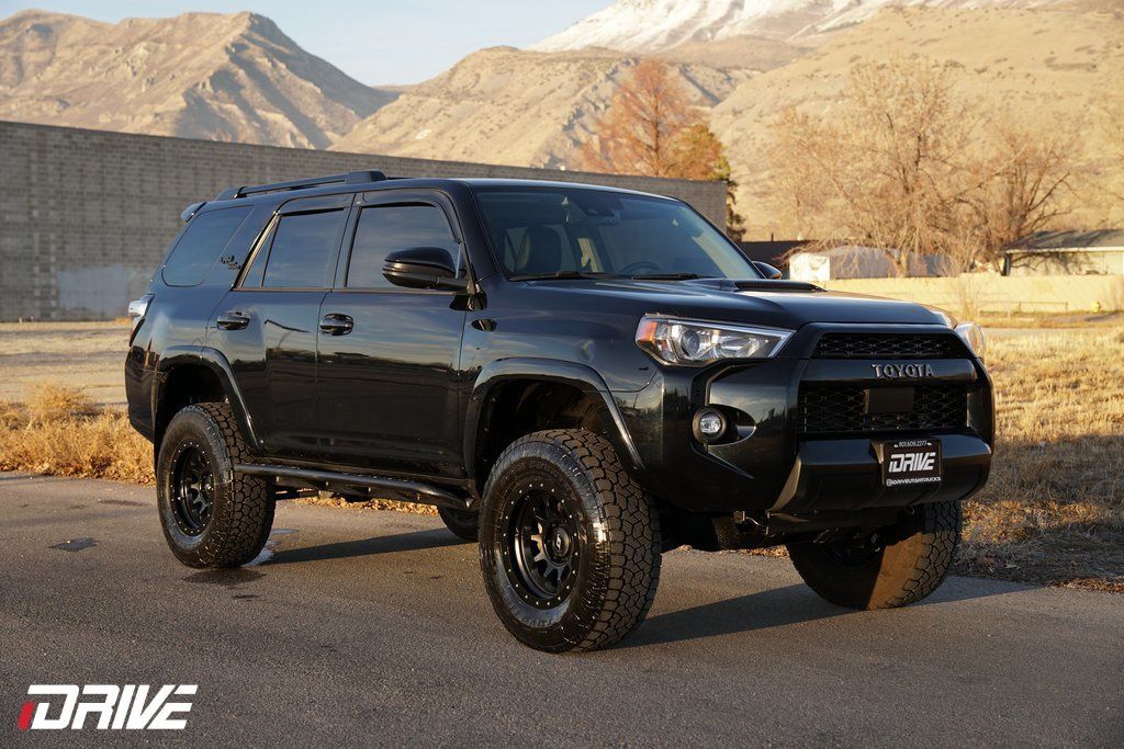 2022 Toyota 4Runner TRD Off-Road Premium