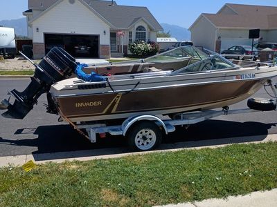 Invader 195 Boat w/ Mercury 115 HP Outboard Motor & Trailer - Ready for the Water