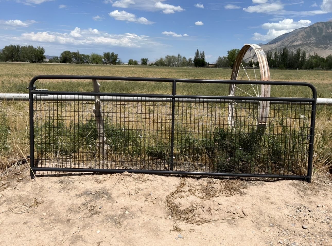 2 Wire filled gates