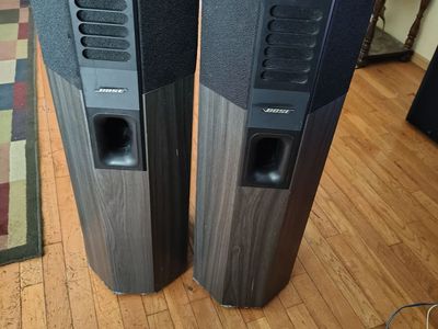 Bose 701 Direct/Reflecting Floor Standing Speakers Pair - Tested