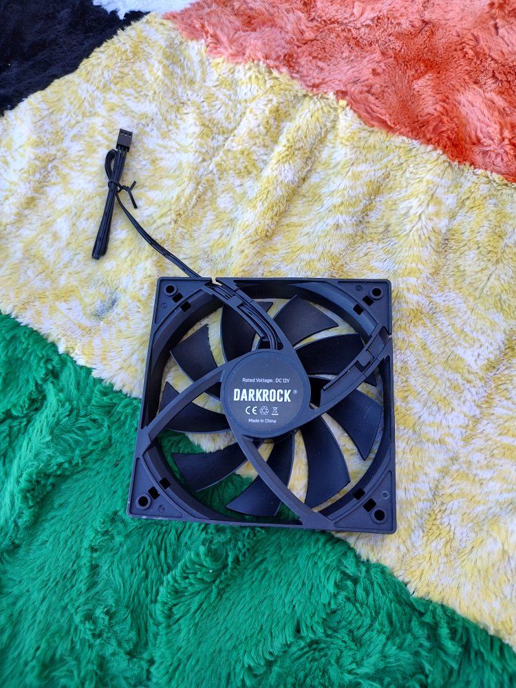 DARKROCK DC 12V Cooling Fan - Black