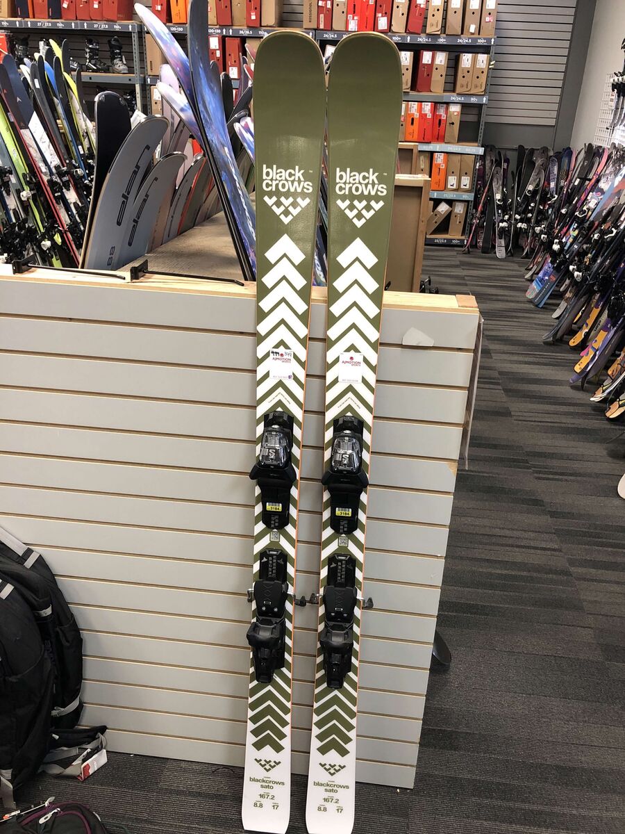 Black Crows Sato 167cm Skis w/ SALOMON M12 GW SYS Demo Binding - Lightly Used