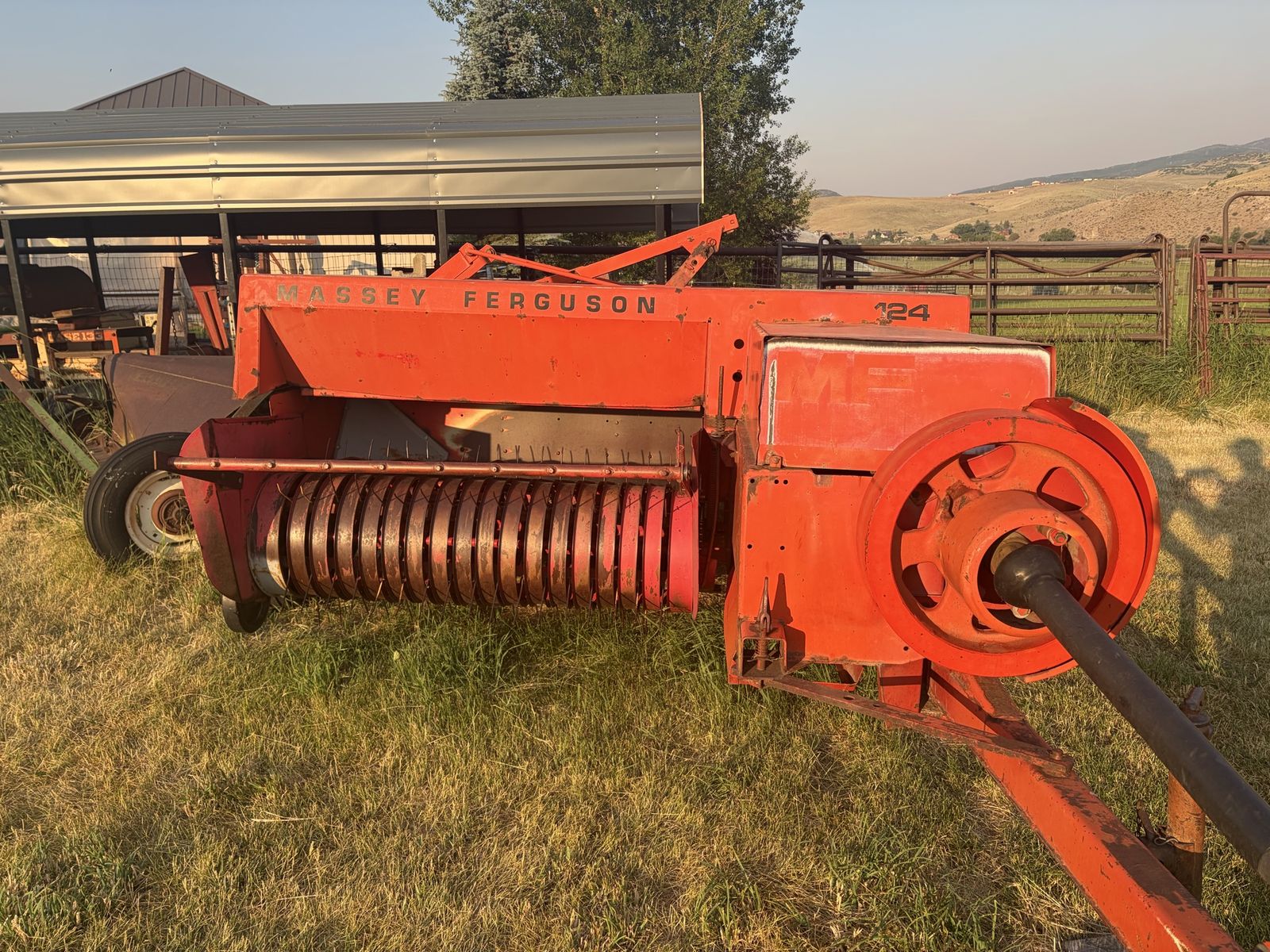 Massey Ferguson 124 Baler