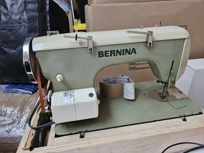 Vintage Bernina 730 Record Sewing Machine – All Metal – Swiss Made