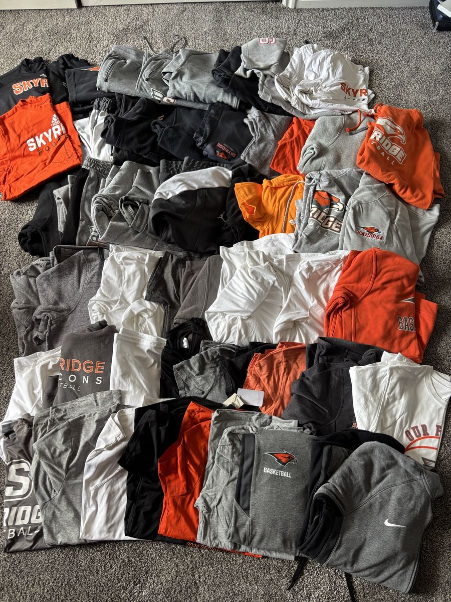 LOTS of Skyridge High School Clothes