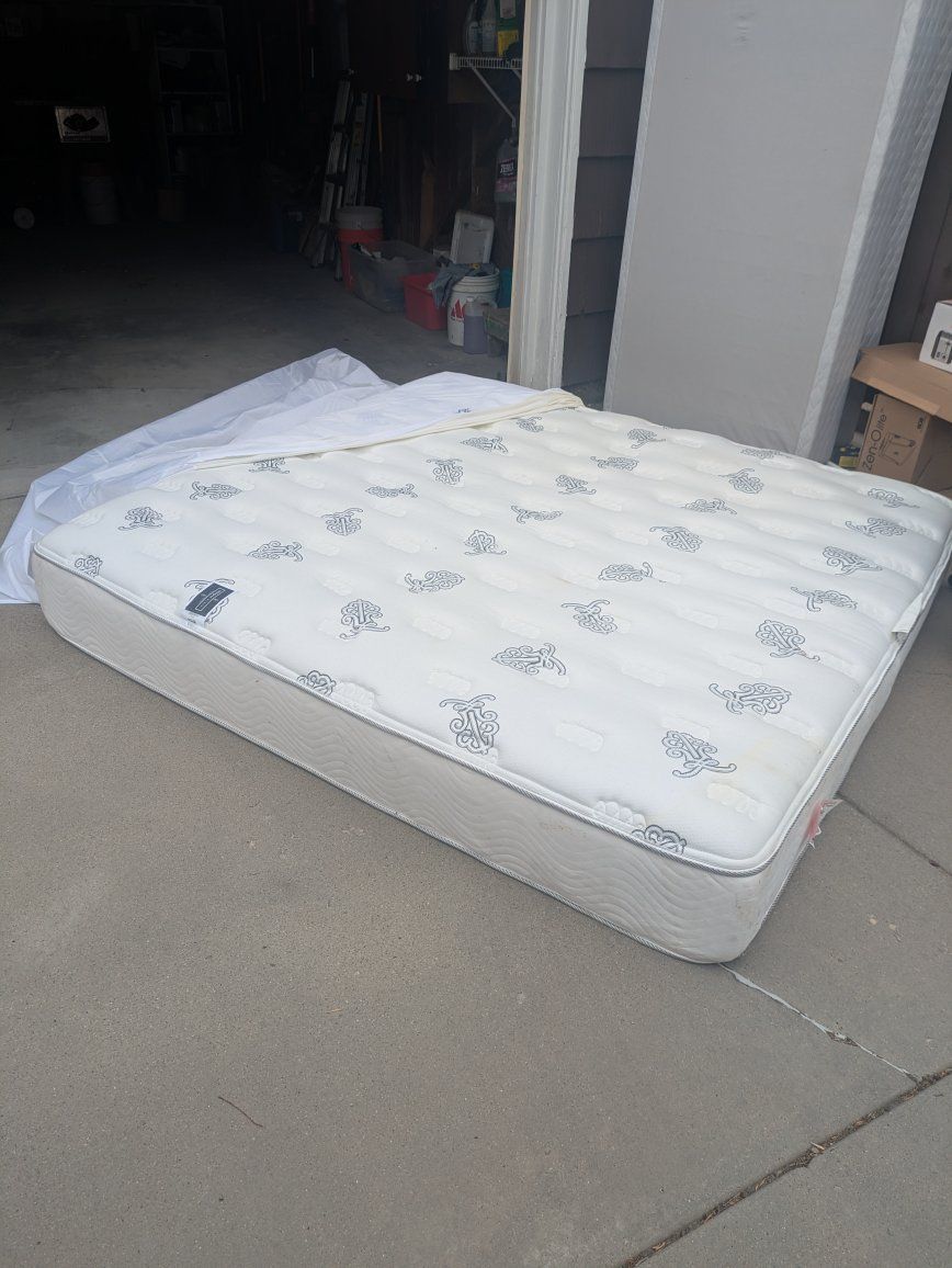 Excellent King Mattress - Free